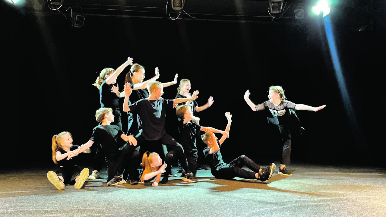 «Неглавных ролей не бывает»: как проходят репетиции в детской студии воронежского ТЮЗа